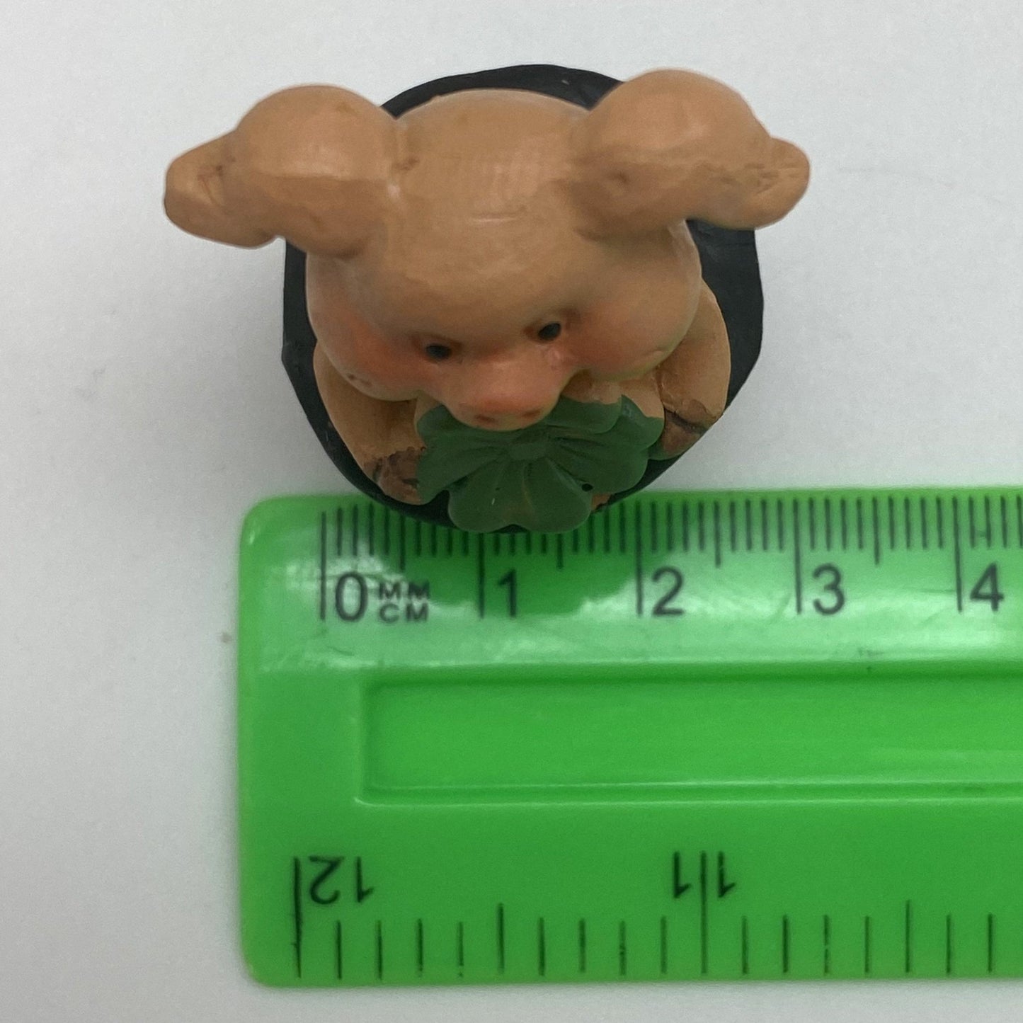 Innenmodell "Schwein mit Kleeblatt" - 30 x 47 mm - Schneekugelhaus