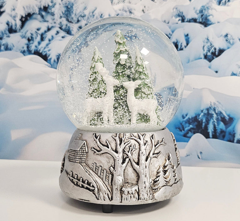 Nostalgische Schneekugel 2 Rehe auf Silber Landschaft 100 mm Durchmesser mit Spieluhr - Schneekugelhaus