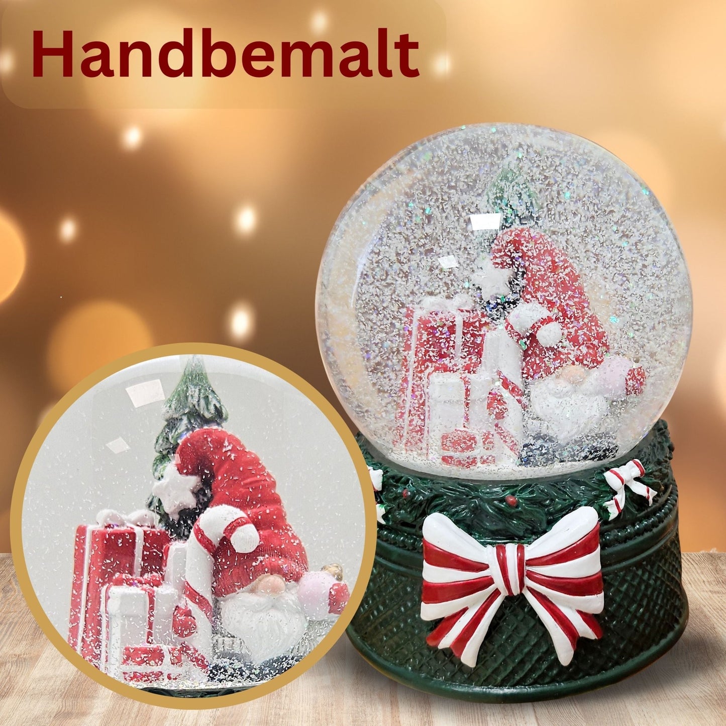 Nostalgische Schneekugel Wichtel rot auf Weihnachtsdekor grün 100 mm Durchmesser mit Spieluhr - Schneekugelhaus